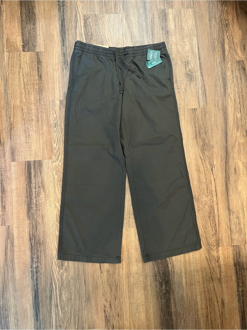 NWT LL Bean Lakewashed Pull-On Pants Women’s Sz 14 R Gray Favorite Fit Wide Leg